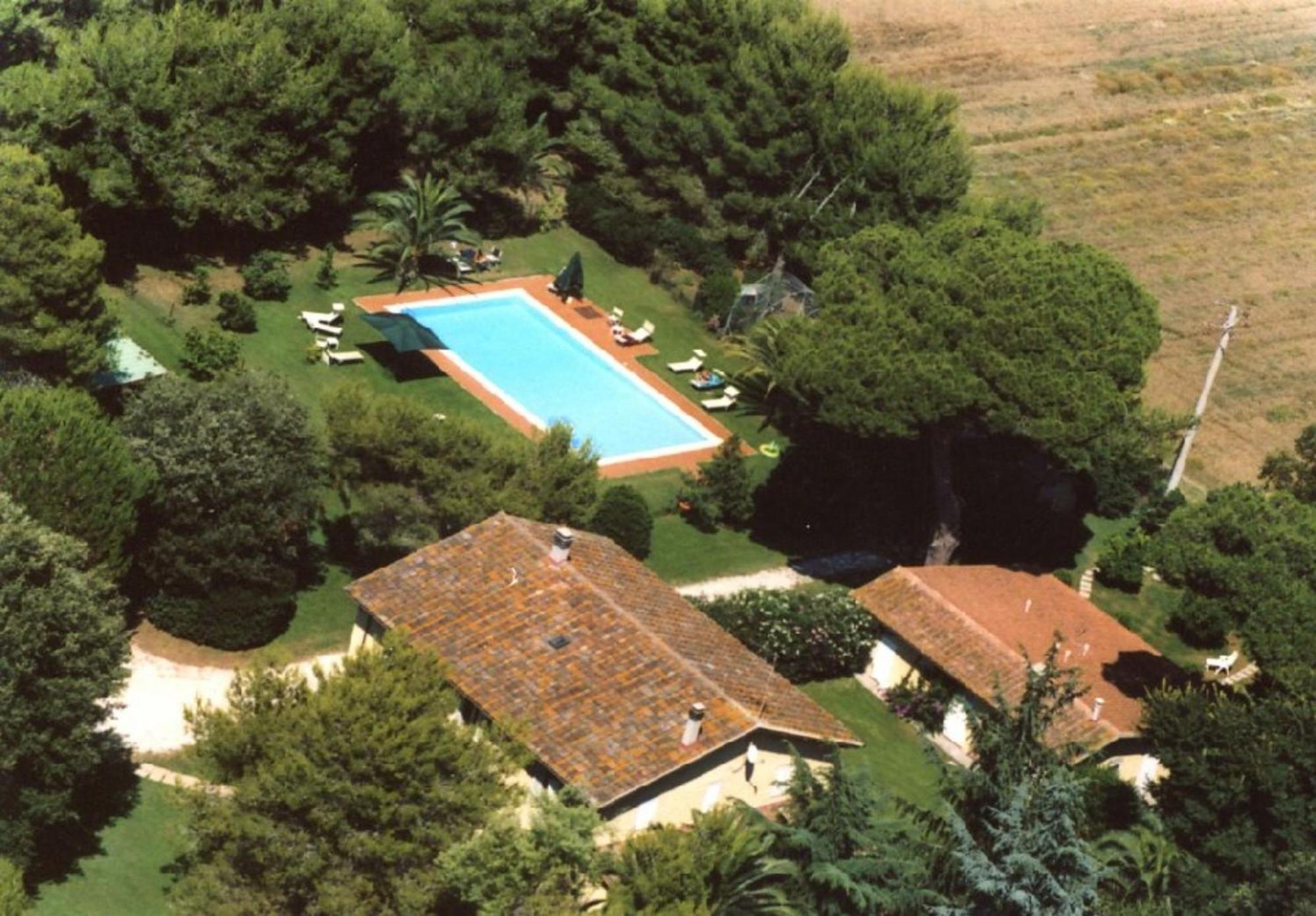 I Cavalleggeri Villa Castagneto Carducci Bagian luar foto