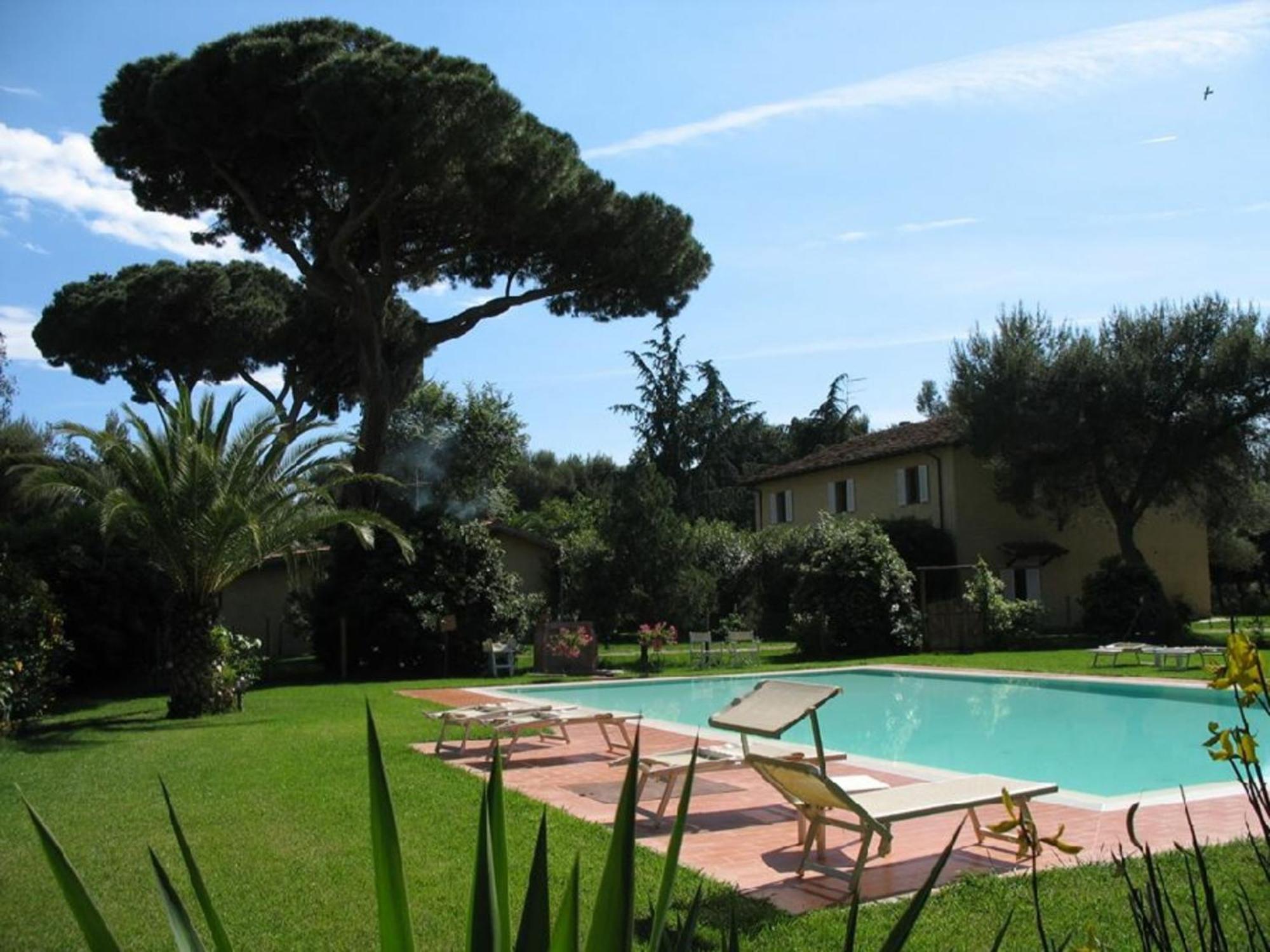 I Cavalleggeri Villa Castagneto Carducci Bagian luar foto