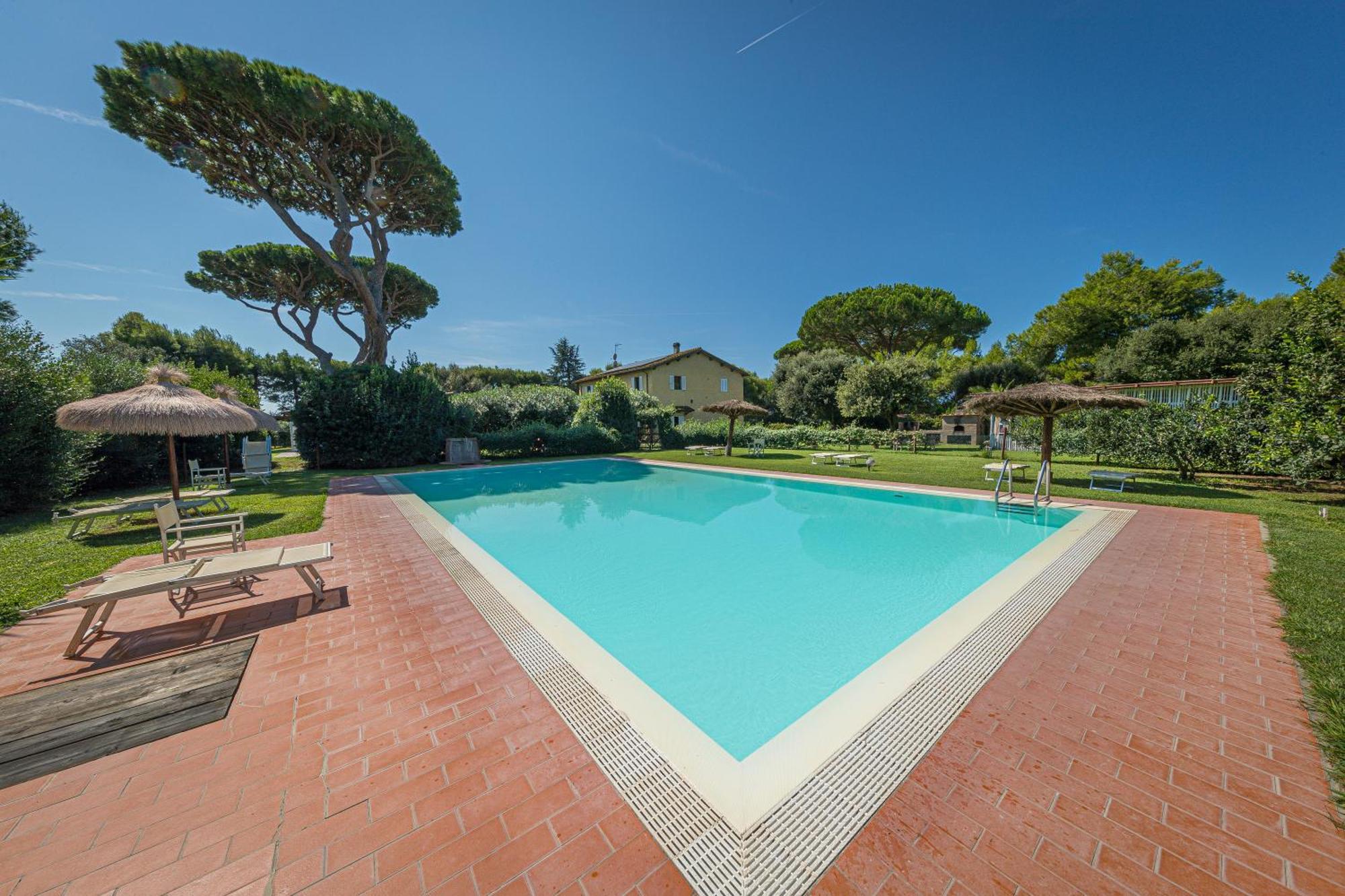 I Cavalleggeri Villa Castagneto Carducci Bagian luar foto
